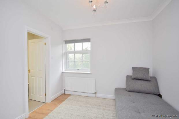 Additional Property Image 6 bedroom Detached for sale in Milton Keynes 12