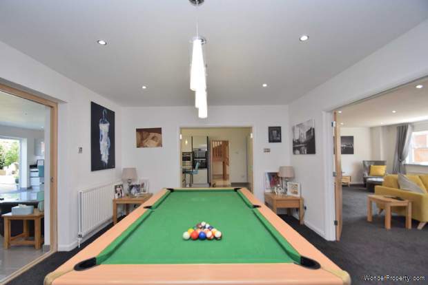 Additional Property Image 6 bedroom Detached for sale in Milton Keynes 3