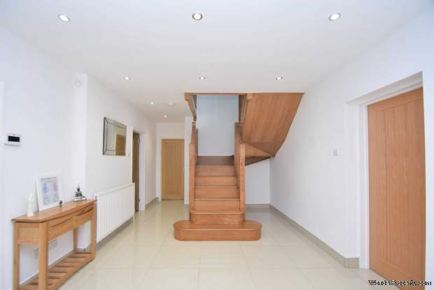 Additional Property Image 6 bedroom Detached for sale in Milton Keynes 5