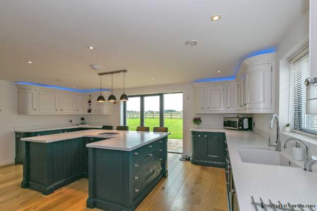 Additional Property Image 4 bedroom Detached for sale in Milton Keynes 5