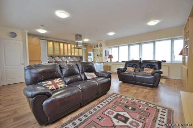 Additional Property Image 2 bedroom Apartment for sale in Milton Keynes 6