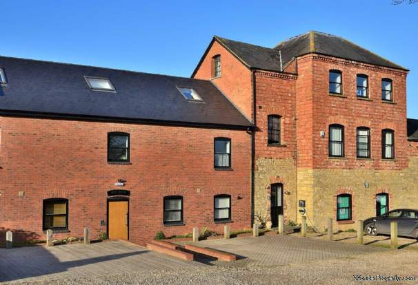 Additional Property Image 2 bedroom Maisonette to rent in Milton Keynes 2