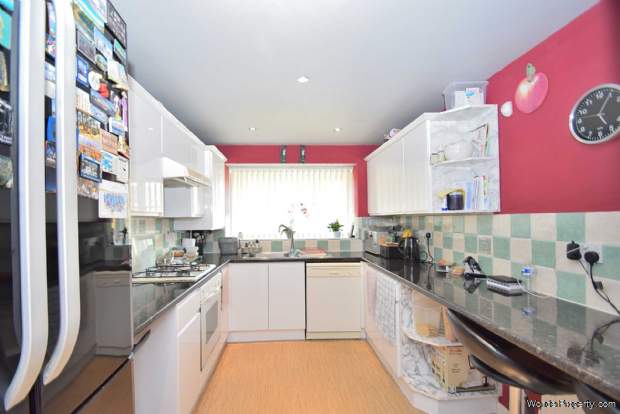 Additional Property Image 5 bedroom Detached for sale in Milton Keynes 5