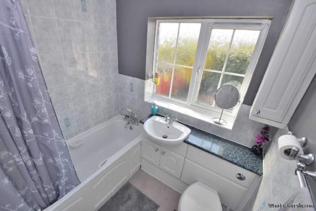 Additional Property Image 5 bedroom Detached for sale in Milton Keynes 13