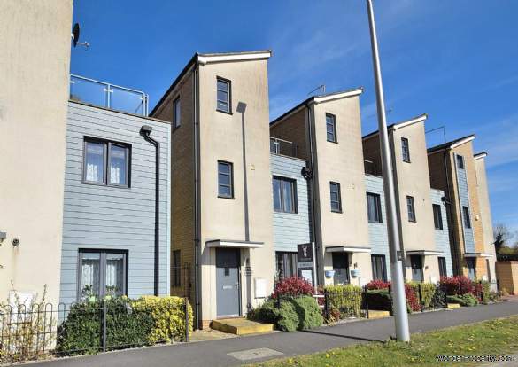 2 bedroom End of Terrace for sale in Milton Keynes