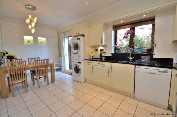 Additional Property Image 4 bedroom Semi Detached for sale in Milton Keynes 2