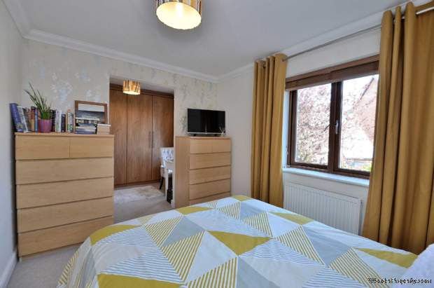 Additional Property Image 4 bedroom Semi Detached for sale in Milton Keynes 4