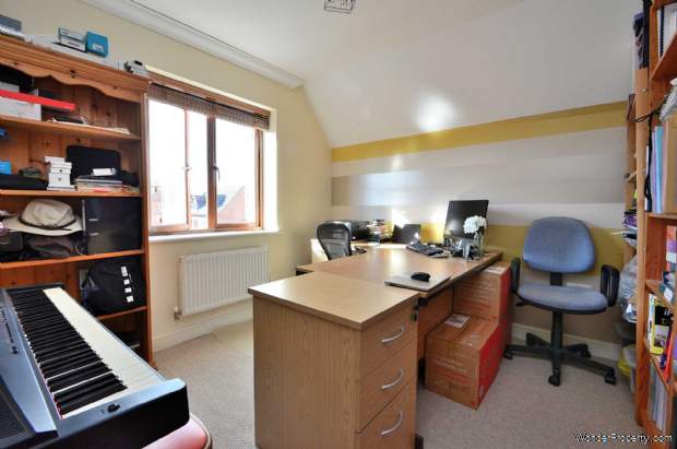 Additional Property Image 4 bedroom Semi Detached for sale in Milton Keynes 9