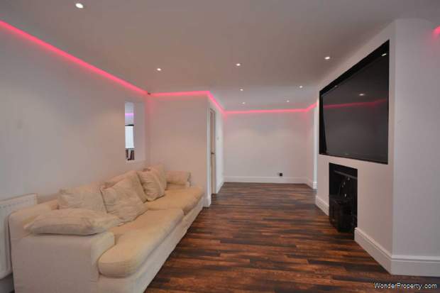 Additional Property Image 5 bedroom Detached for sale in Milton Keynes 9