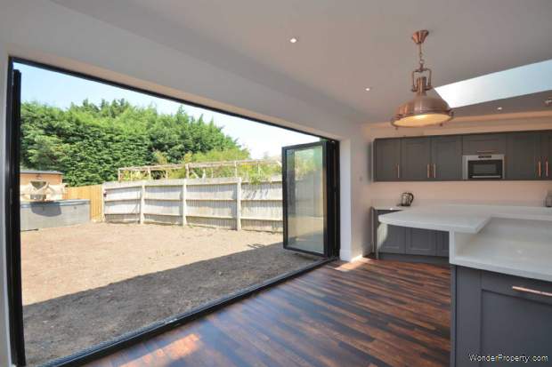 Additional Property Image 5 bedroom Detached for sale in Milton Keynes 10