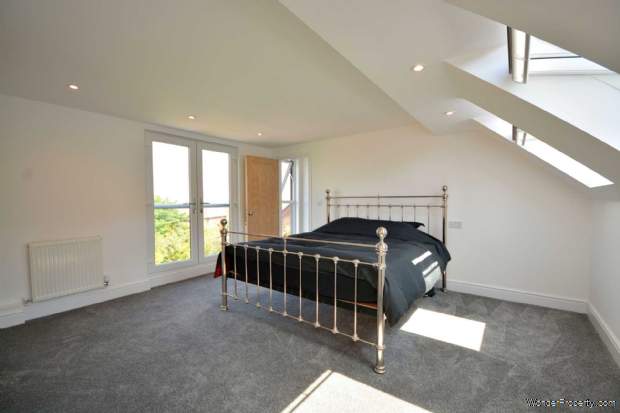 Additional Property Image 5 bedroom Detached for sale in Milton Keynes 12