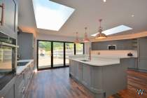 5 bedroom Detached for sale in Milton Keynes