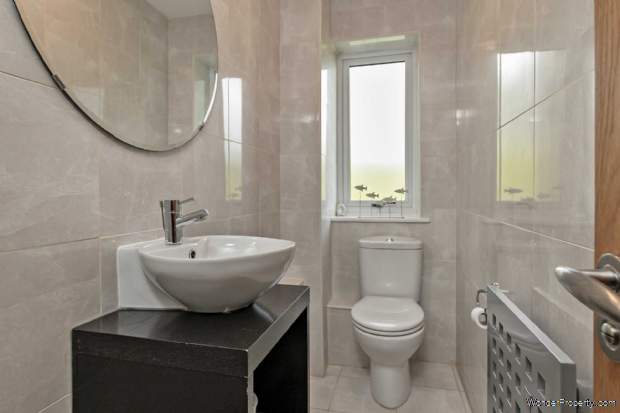 Additional Property Image 5 bedroom Detached for sale in Milton Keynes 7