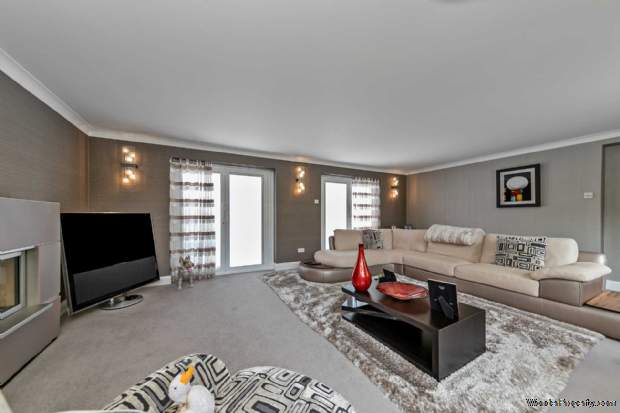 Additional Property Image 5 bedroom Detached for sale in Milton Keynes 9