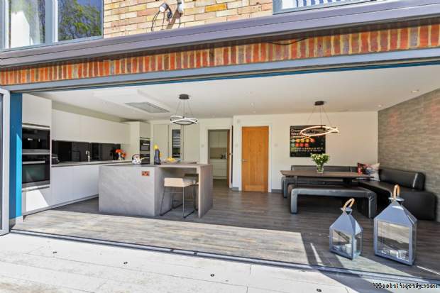 Additional Property Image 5 bedroom Detached for sale in Milton Keynes 13