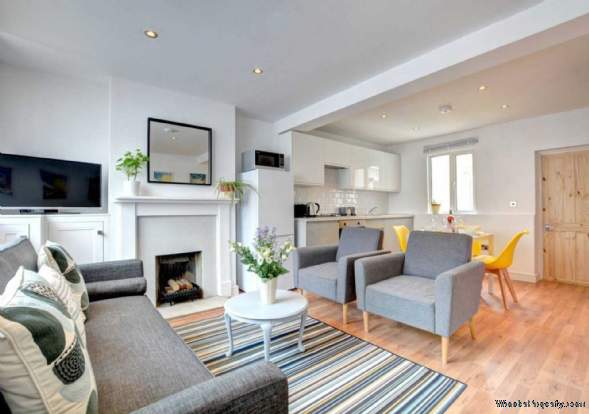 Additional Property Image 3 bedroom House to rent in Brighton 2