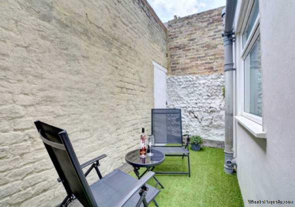 Additional Property Image 3 bedroom House to rent in Brighton 8