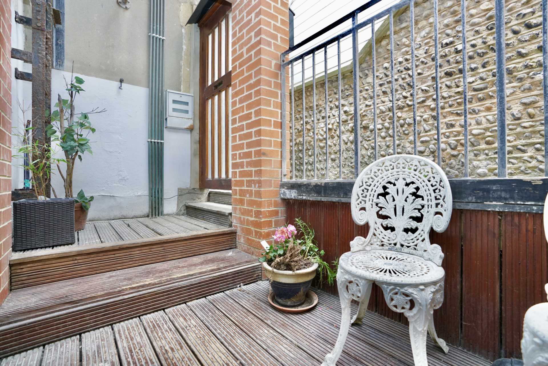 Additional Property Image 2 bedroom House to rent in Brighton 8