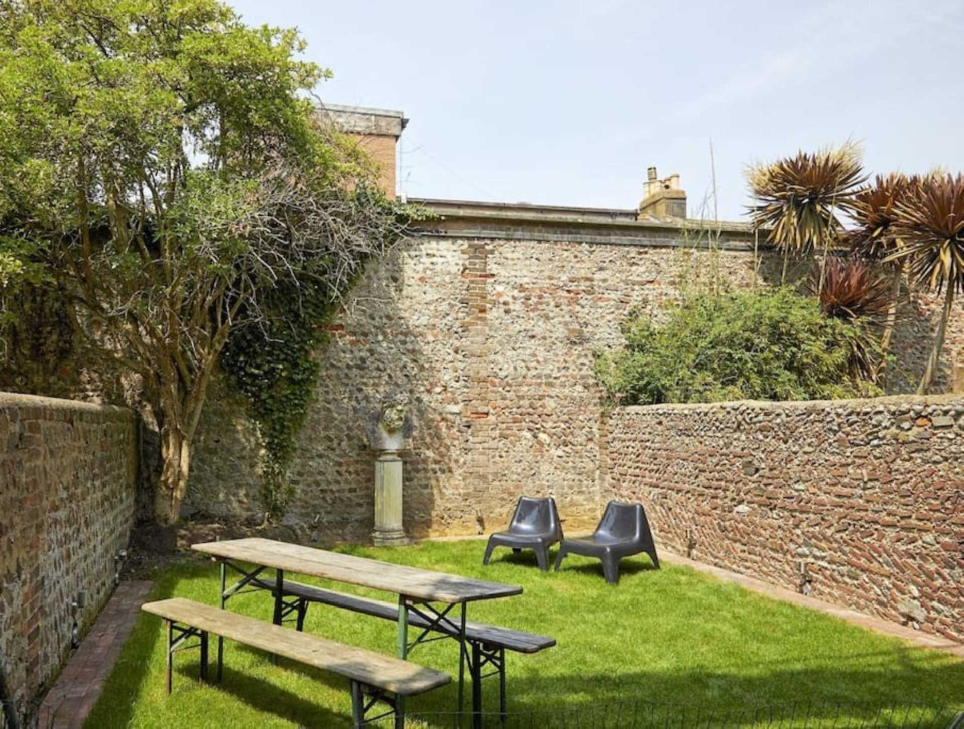Additional Property Image 5 bedroom Town House to rent in Hove 3