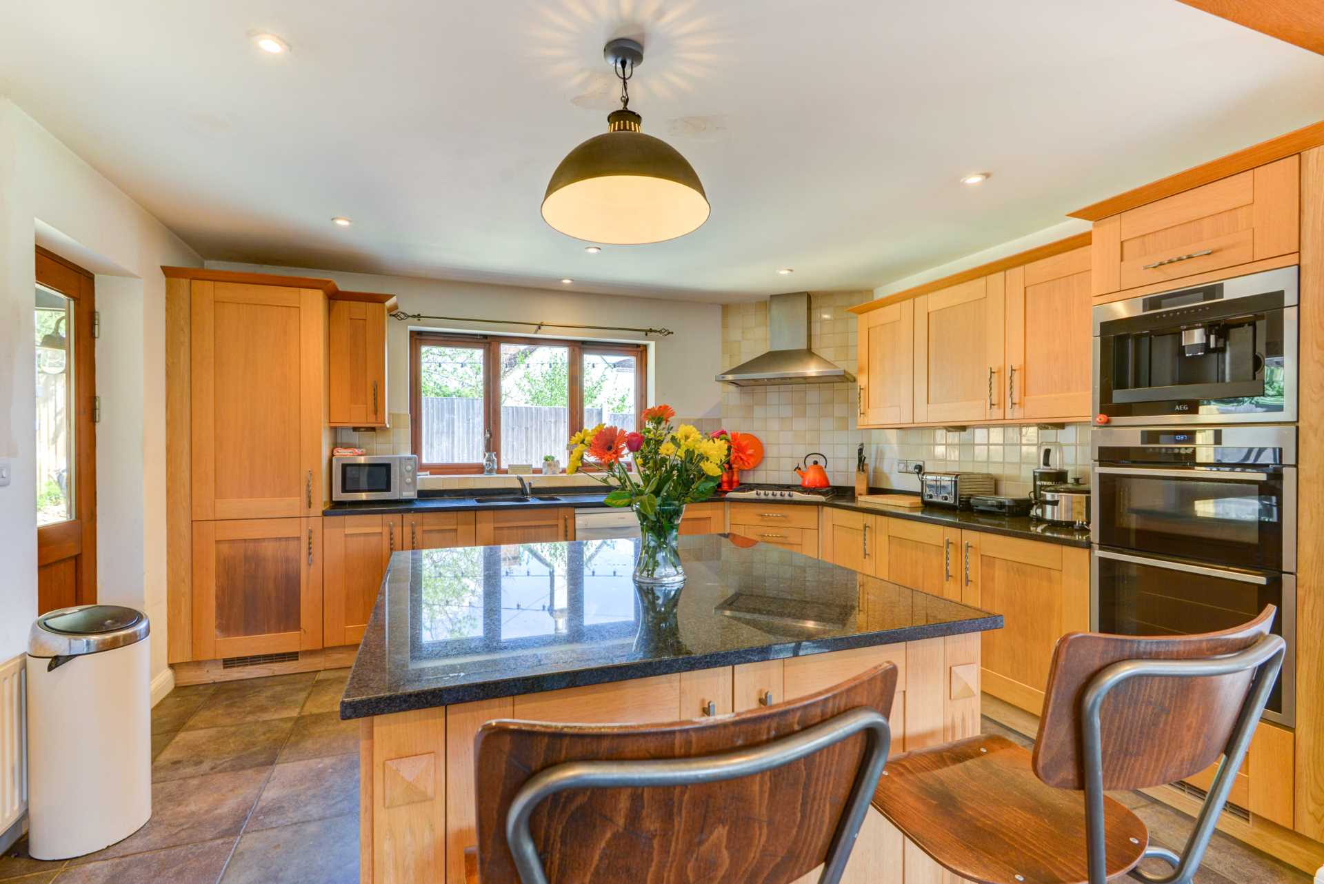 Additional Property Image 4 bedroom Detached to rent in Pulborough 11