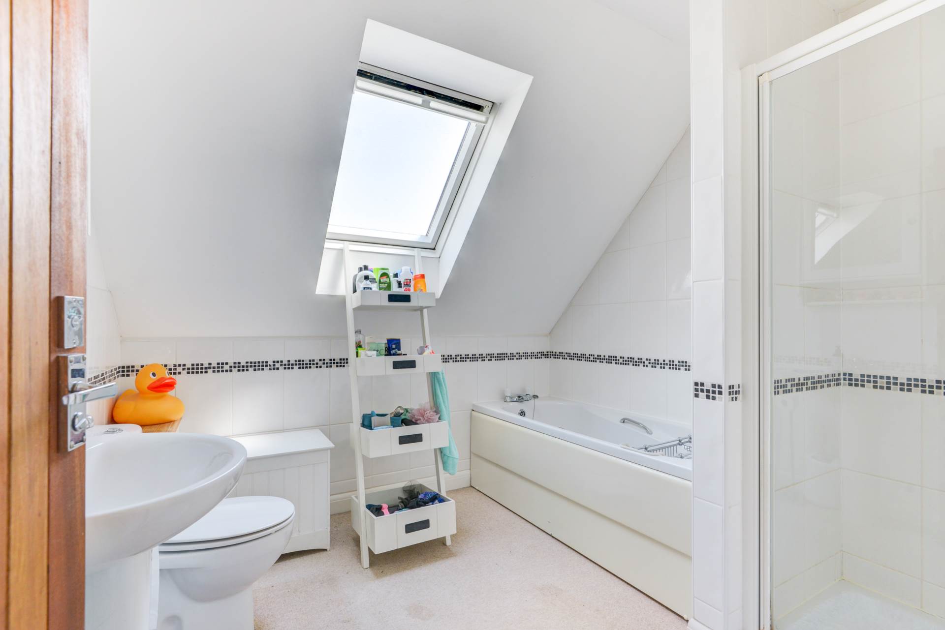 Additional Property Image 4 bedroom Detached to rent in Pulborough 44