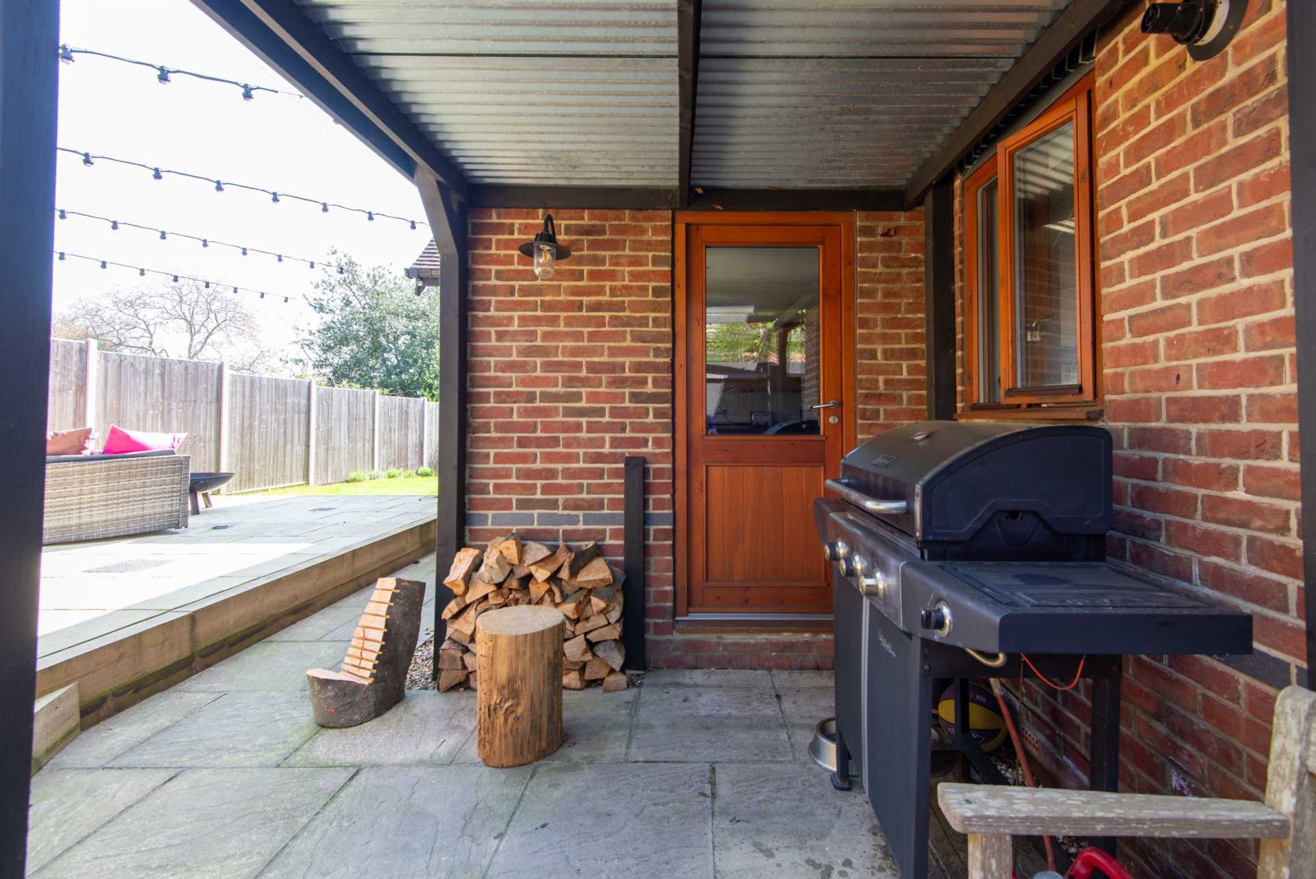 Additional Property Image 4 bedroom Detached to rent in Pulborough 47