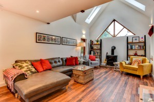 4 bedroom Detached to rent in Pulborough