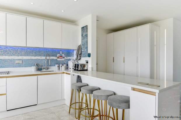 Additional Property Image 5 bedroom Detached to rent in Shoreham By Sea 8