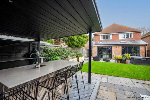 Additional Property Image 5 bedroom Detached to rent in Hove 20
