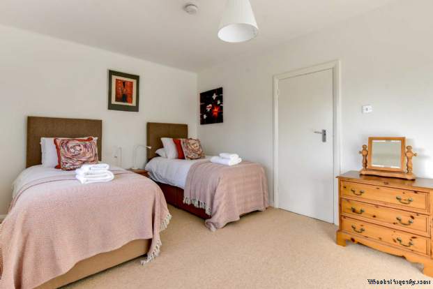 Additional Property Image 3 bedroom Detached to rent in Hove 7