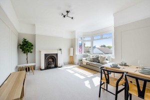 2 bedroom Flat to rent in Hove
