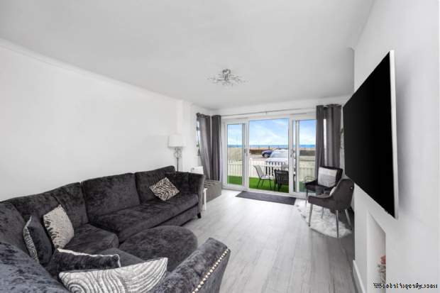 Additional Property Image 5 bedroom Semi Detached to rent in Worthing 2