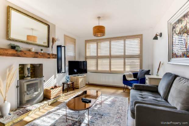 Additional Property Image 4 bedroom Detached to rent in Brighton 2