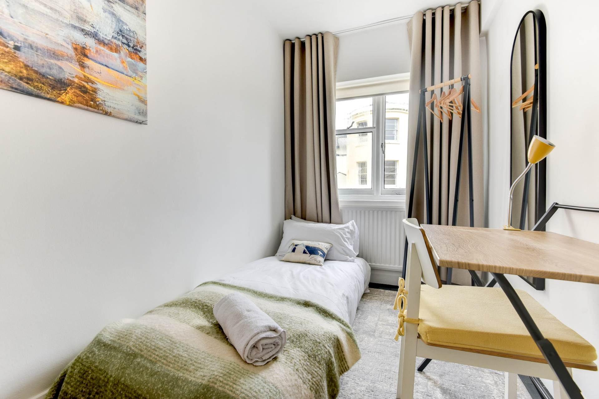 Additional Property Image 3 bedroom Cottage to rent in Hove 11