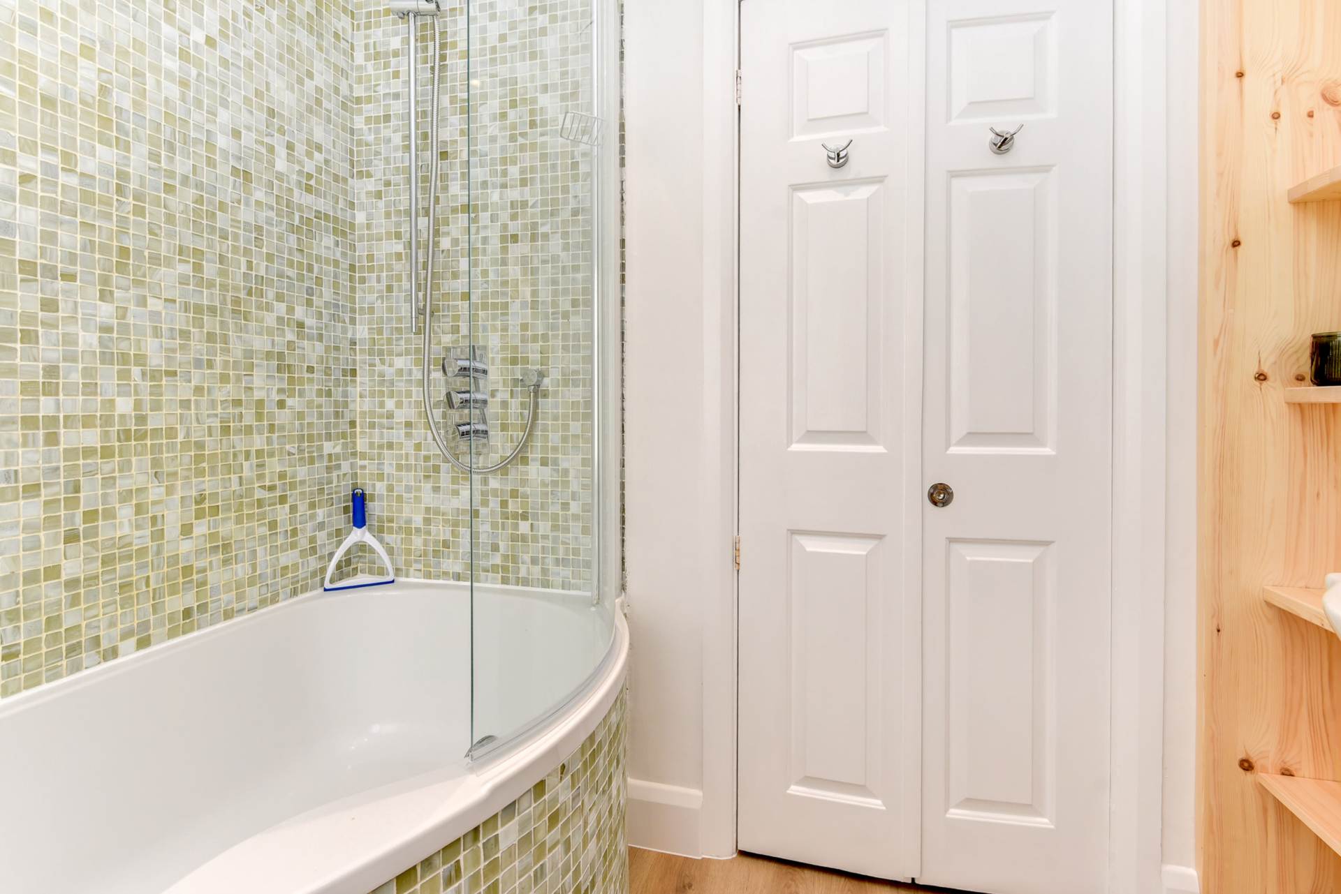 Additional Property Image 3 bedroom Cottage to rent in Hove 14