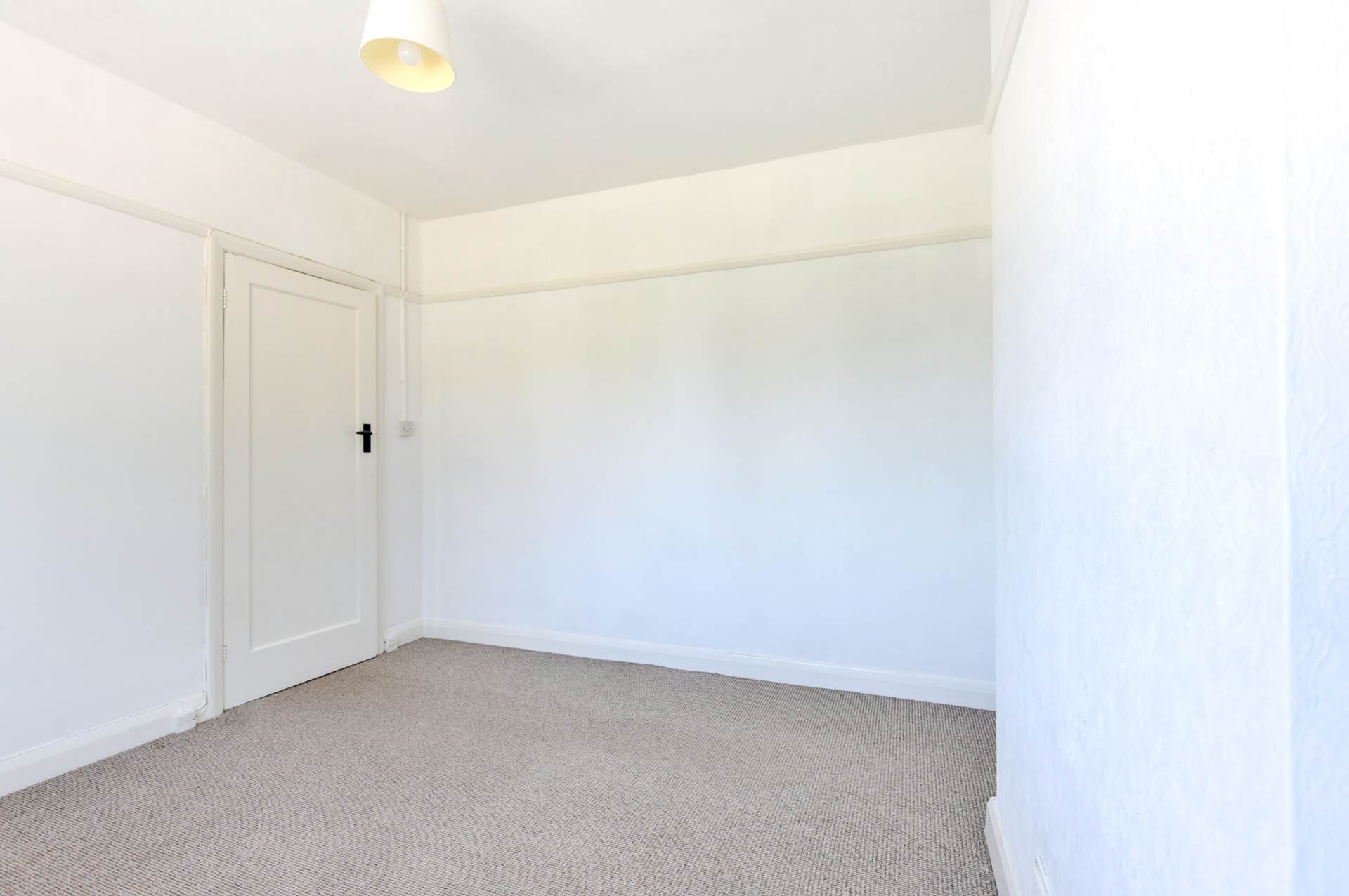 Additional Property Image 2 bedroom Detached Bungalow to rent in Shoreham By Sea 8