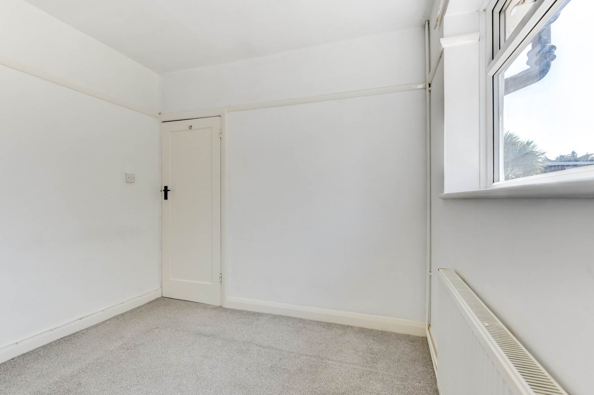Additional Property Image 2 bedroom Detached Bungalow to rent in Shoreham By Sea 10