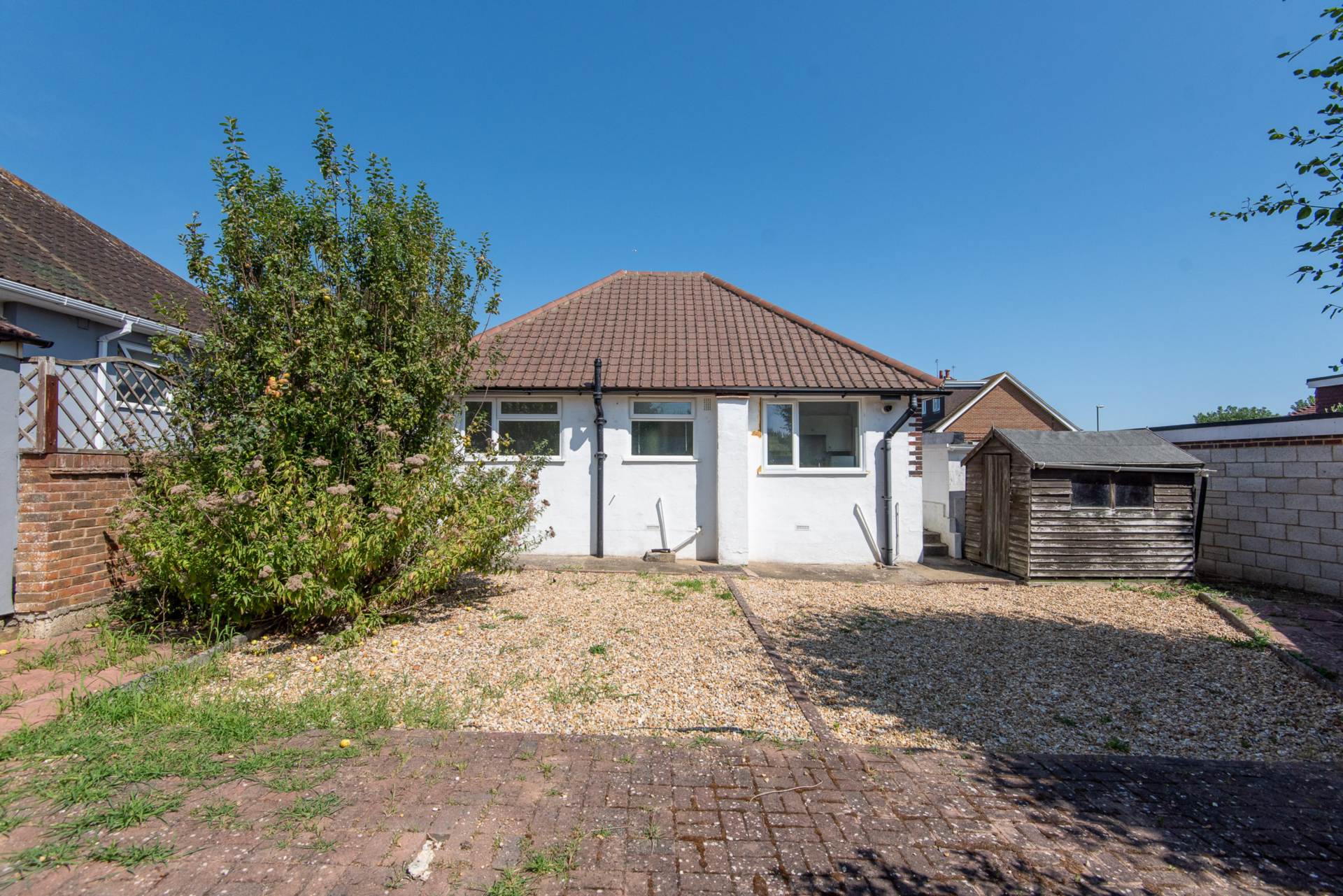 Additional Property Image 2 bedroom Detached Bungalow to rent in Shoreham By Sea 16
