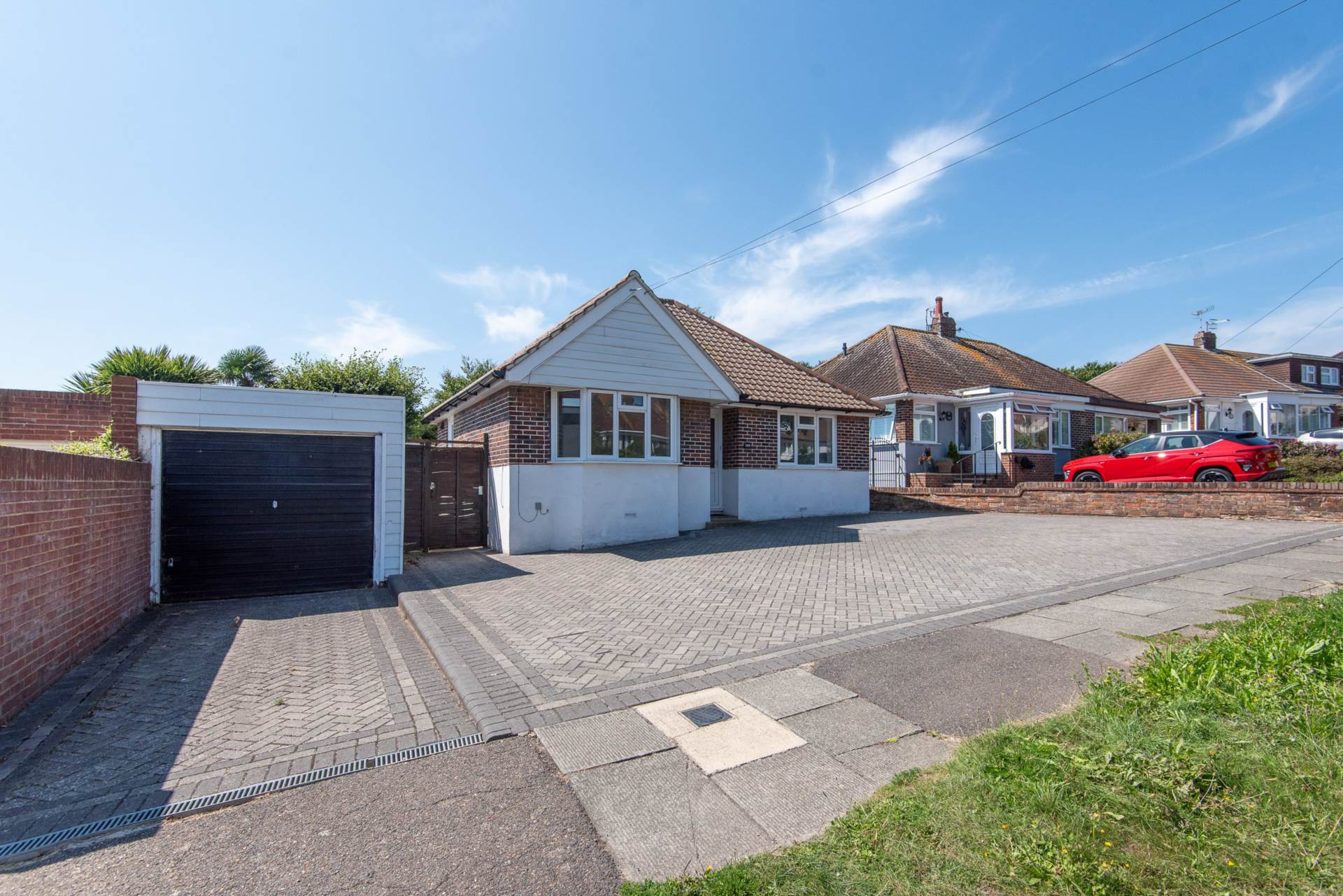 Additional Property Image 2 bedroom Detached Bungalow to rent in Shoreham By Sea 18