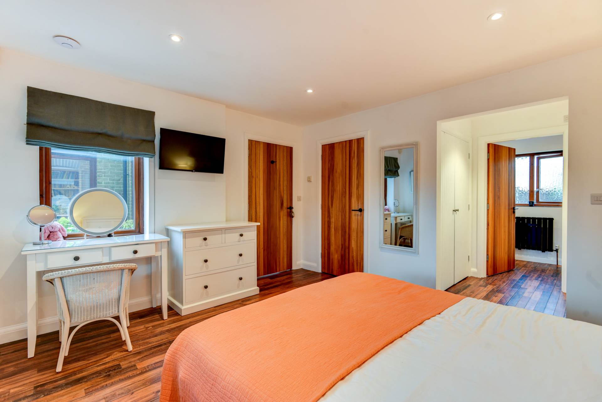 Additional Property Image 4 bedroom Detached for sale in Pulborough 8