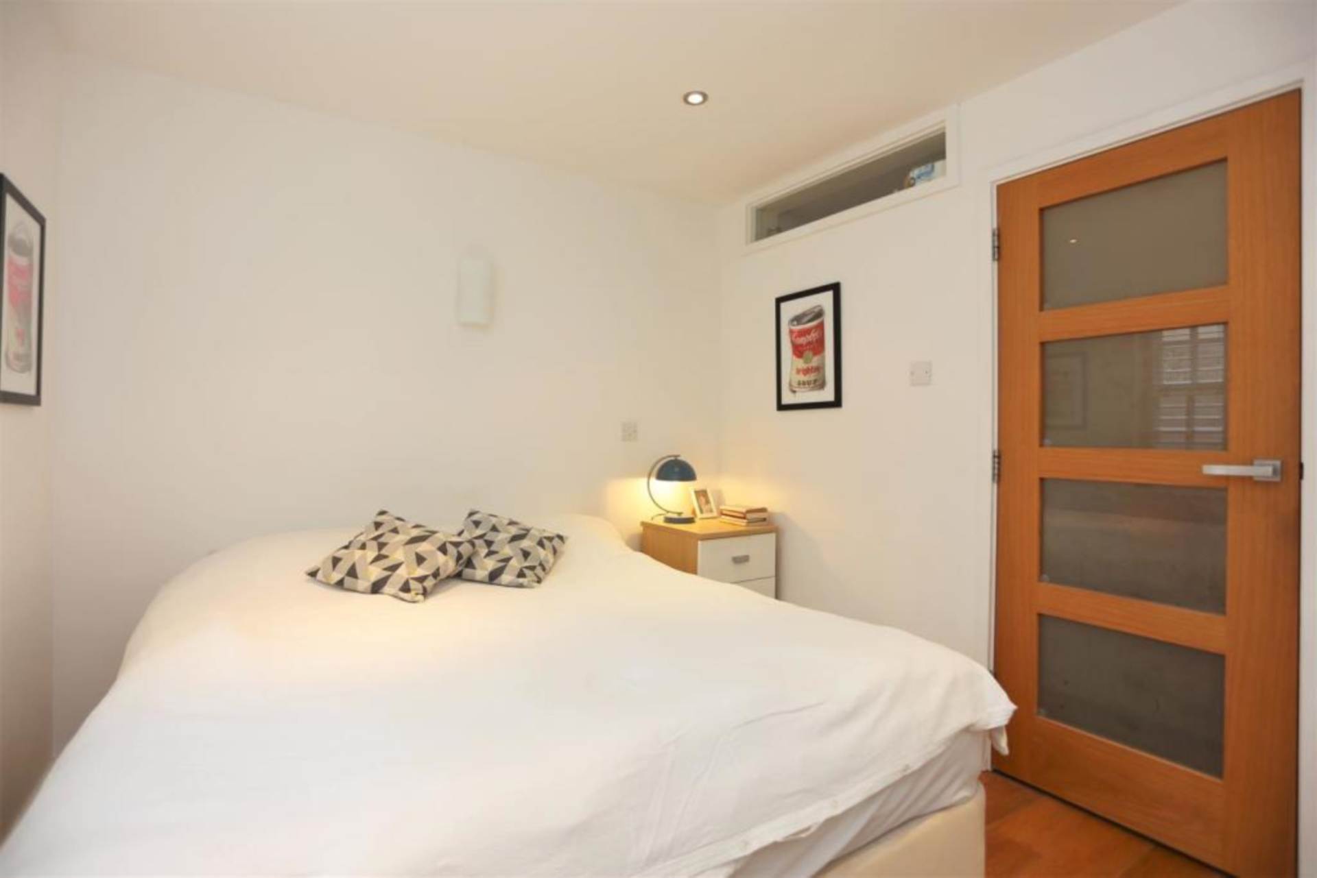 Additional Property Image 2 bedroom House to rent in Brighton 7
