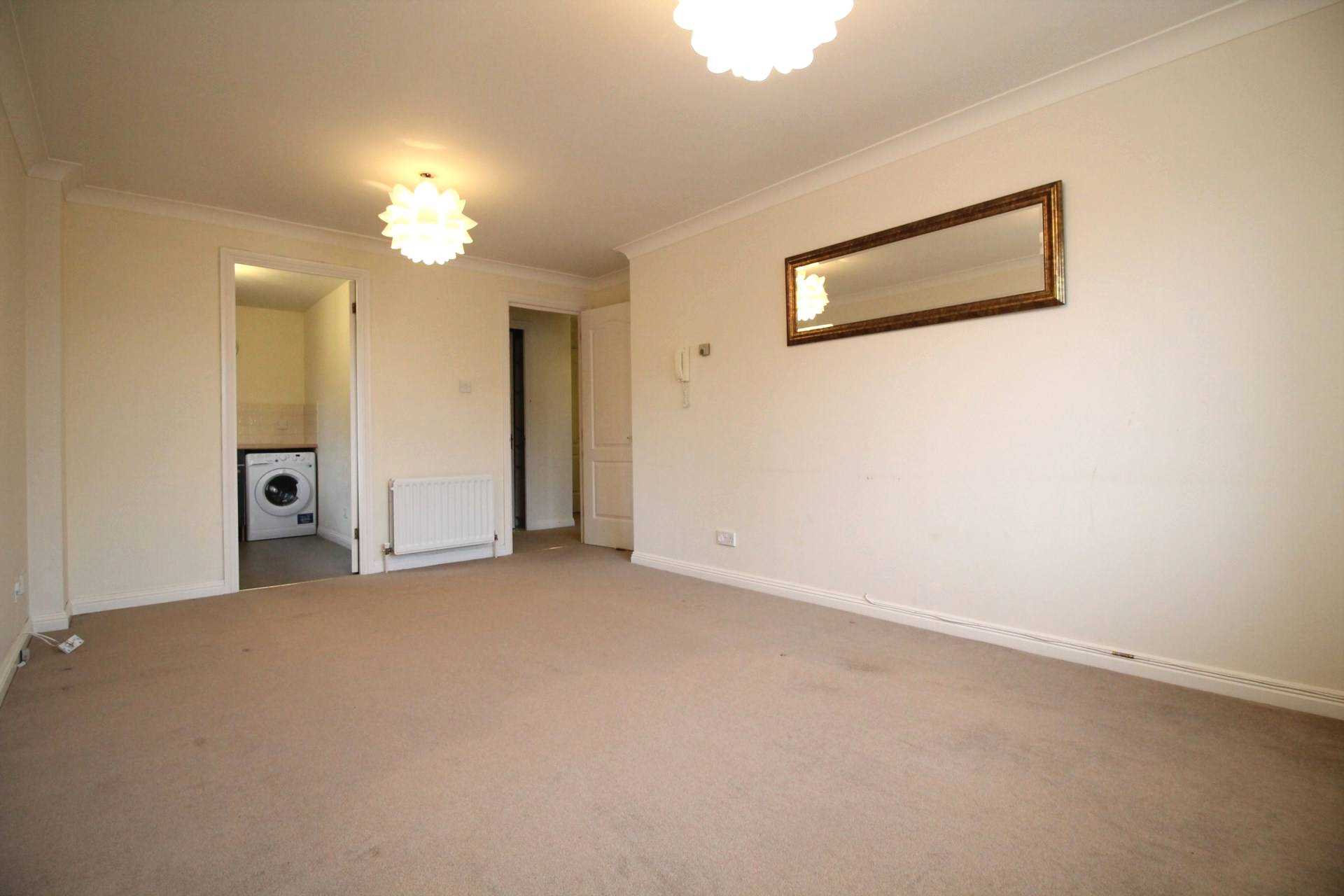 Additional Property Image 1 bedroom Apartment to rent in Isleworth 2