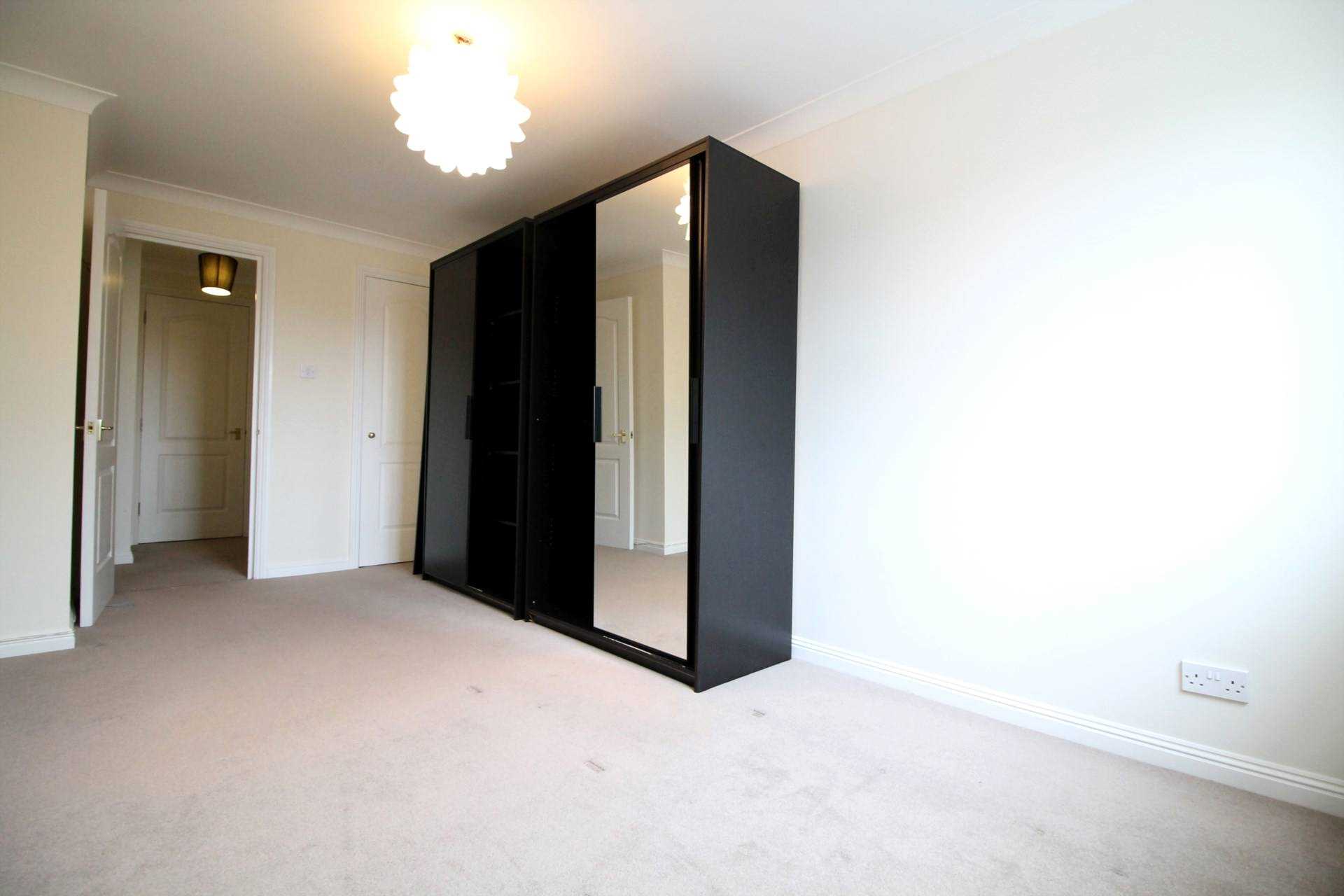 Additional Property Image 1 bedroom Apartment to rent in Isleworth 5