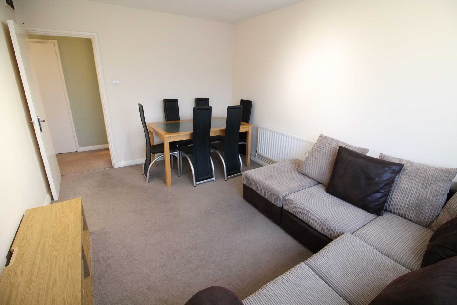 Additional Property Image 1 bedroom Apartment to rent in Brentford 2
