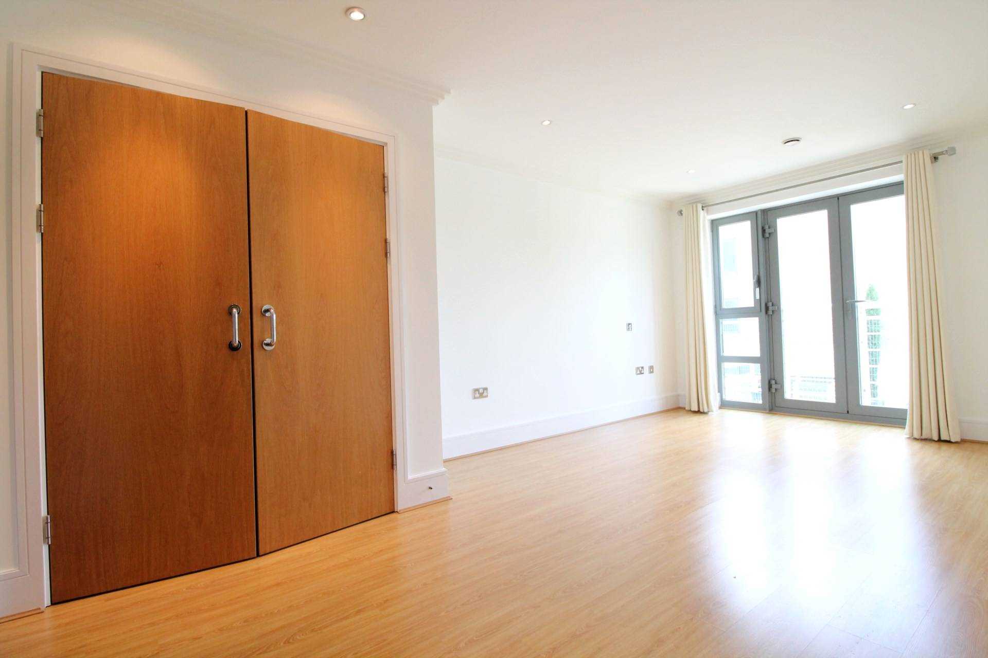 Additional Property Image 2 bedroom Apartment to rent in Brentford 6