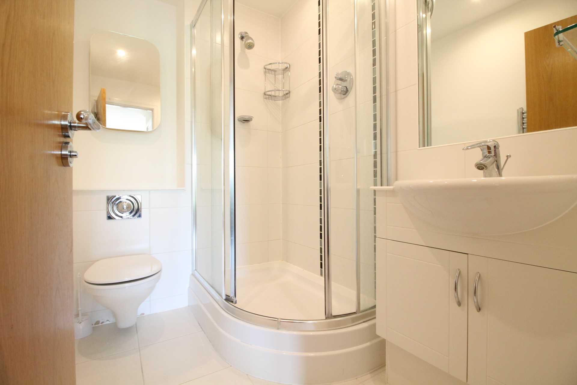 Additional Property Image 2 bedroom Apartment to rent in Brentford 8