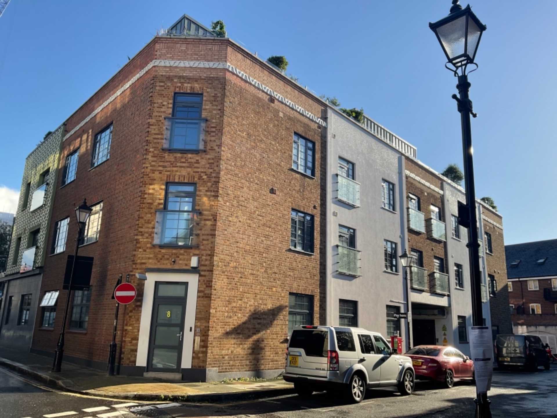 Additional Property Image 2 bedroom Apartment to rent in Brentford 2