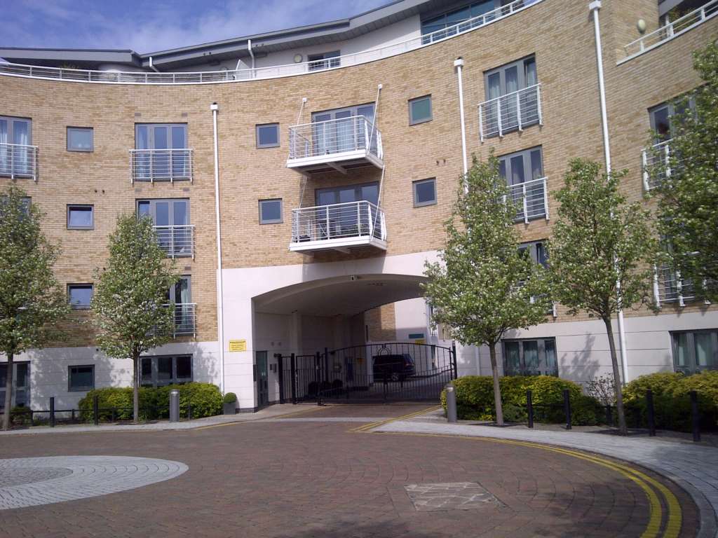 Additional Property Image 2 bedroom Apartment to rent in Brentford 5
