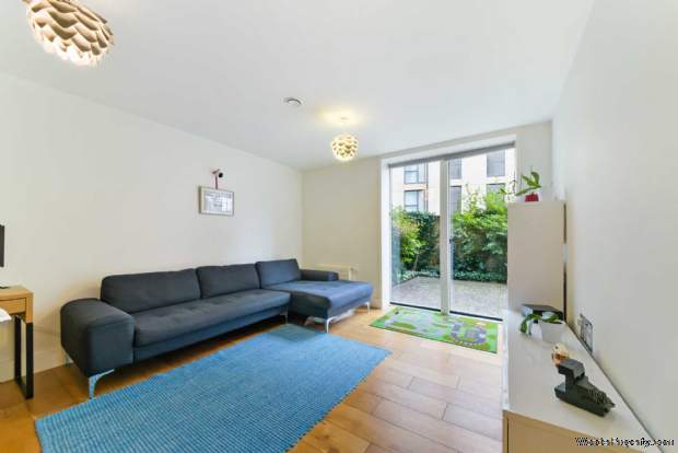 Additional Property Image 1 bedroom Apartment for sale in Brentford Lock West 2