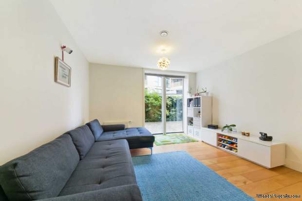Additional Property Image 1 bedroom Apartment for sale in Brentford Lock West 8